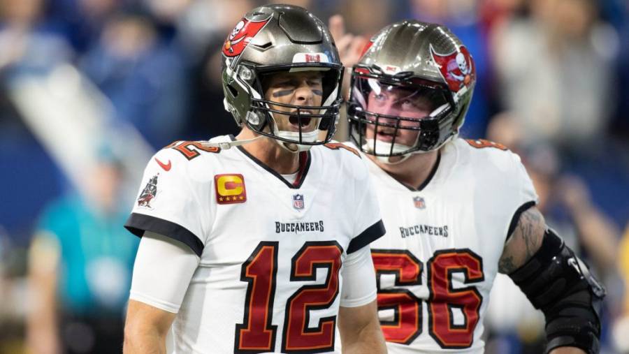 Tom Brady gu&iacute;a a los Buccaneers al triunfo sobre los Colts