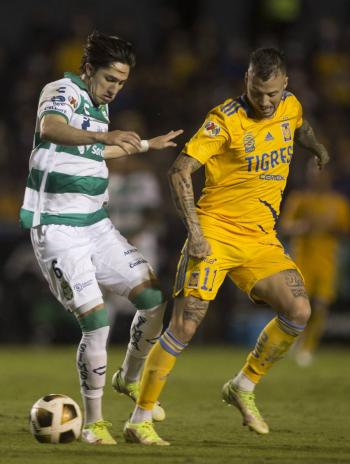 Tigres da el zarpazo y avanza a semifinales al vencer al Santos