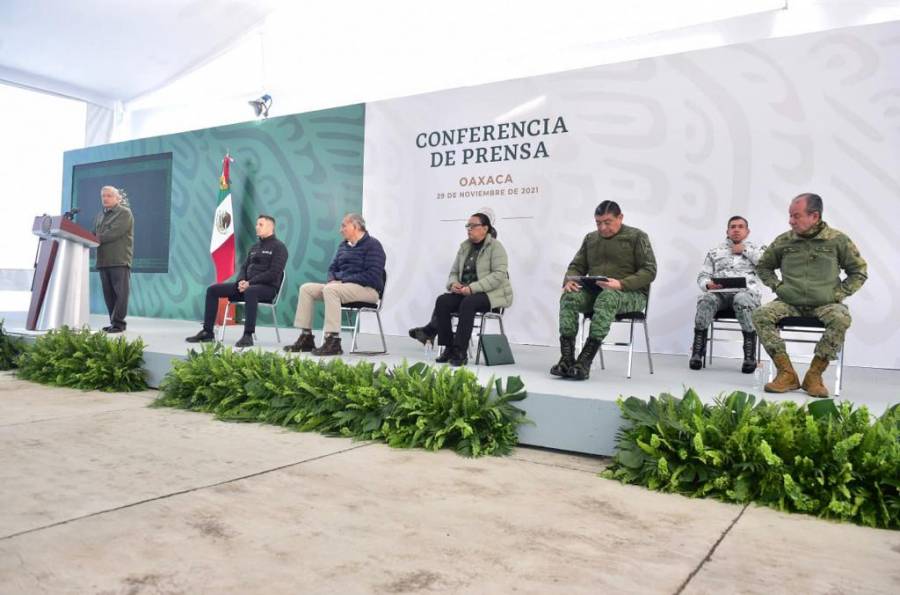 AMLO desmiente a Proceso y Aristegui