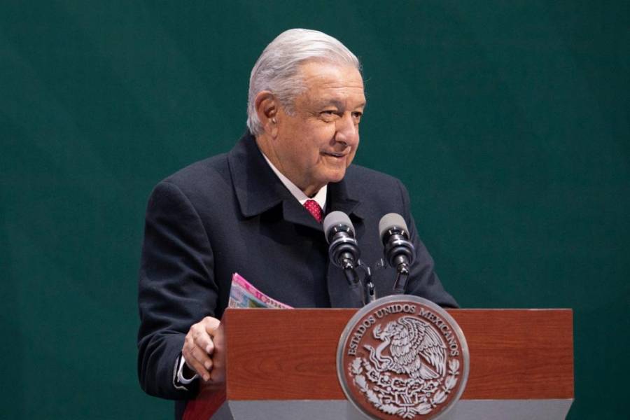 López Obrador deja a decisión propia el uso de cubrebocas durante su informe en Zócalo