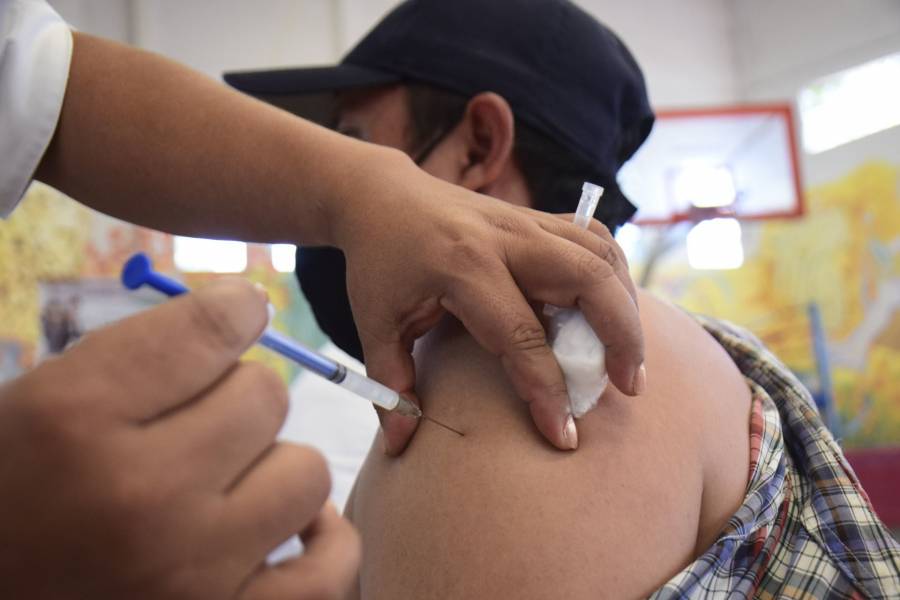 México aplica 436 mil 098 nuevas dosis contra COVID-19