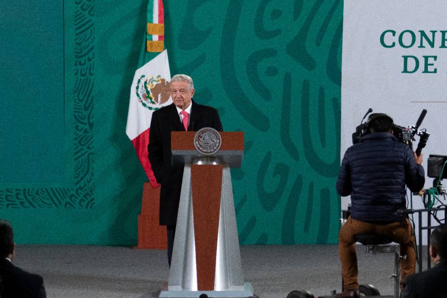 Clase media está descontenta por perder privilegios y por ideología, dice AMLO