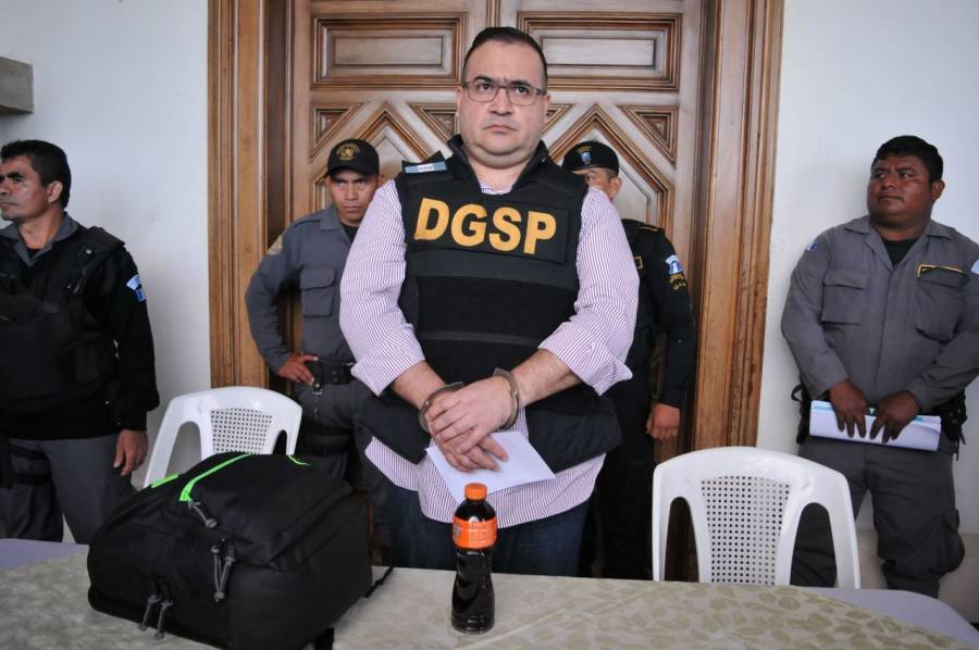 Javier Duarte solicita amparo contra cualquier orden de aprehensión en su contra