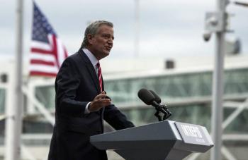 Nueva York anuncia vacunaci&oacute;n obligatoria para el sector privado
