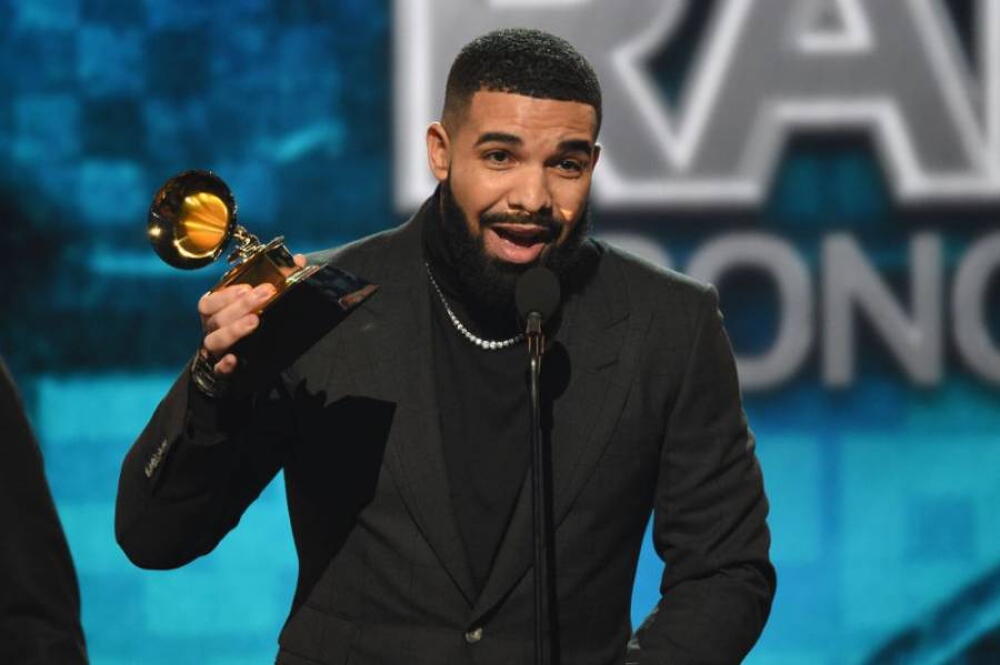 Drake retiró sus dos nominaciones a los premios Grammy