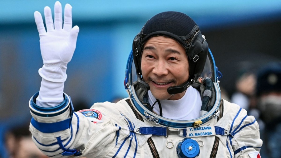 Rusia lleva a multimillonario japonés hasta la Estación Espacial Internacional