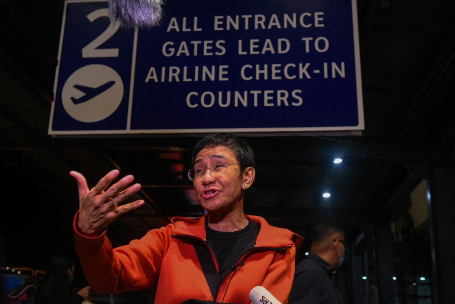 La Nobel de la Paz Maria Ressa pide a los periodistas que defiendan sus derechos