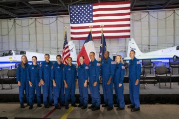 Los futuros astronautas de la Nasa ya tienen la cabeza en la Luna