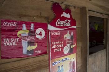 Coca-Cola amaga con demandar a ind&iacute;genas colombianos por marca cervecera