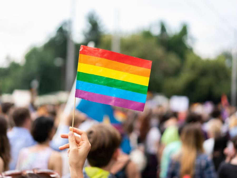 En Reino Unido activistas LGBT luchan por prohibir las terapias de conversión