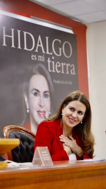 Carolina Viggiano presenta libro autobiogr&aacute;fico “Hidalgo es mi tierra”