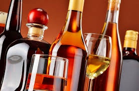 Plantean incluir en envases y etiquetas de bebidas alcohólicas imágenes de advertencia