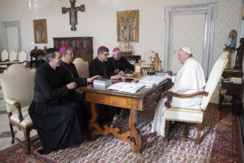 Papa dispuesto a recibir a los autores del informe sobre la pederastia en la Iglesia francesa