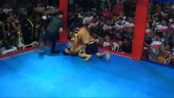 Video: Pol&iacute;ticos brasile&ntilde;os olvidan la pol&iacute;tica; suben al ring