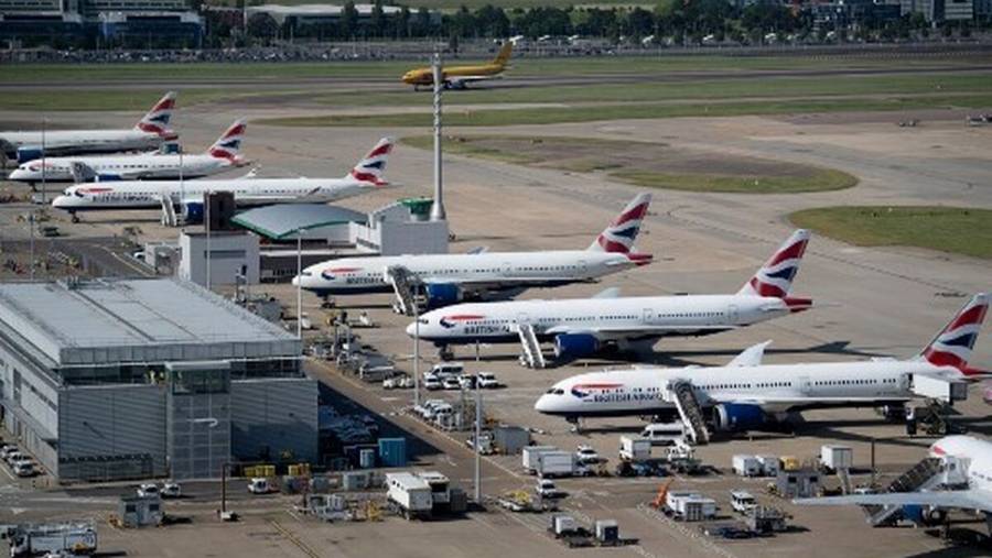 El Reino Unido levanta la prohibición de viajar desde África