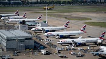 El Reino Unido levanta la prohibici&oacute;n de viajar desde &Aacute;frica
