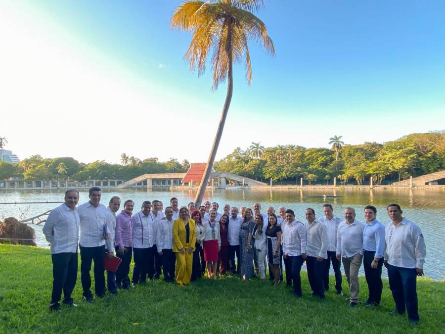 AMLO se re&uacute;ne con gobernadores del pa&iacute;s