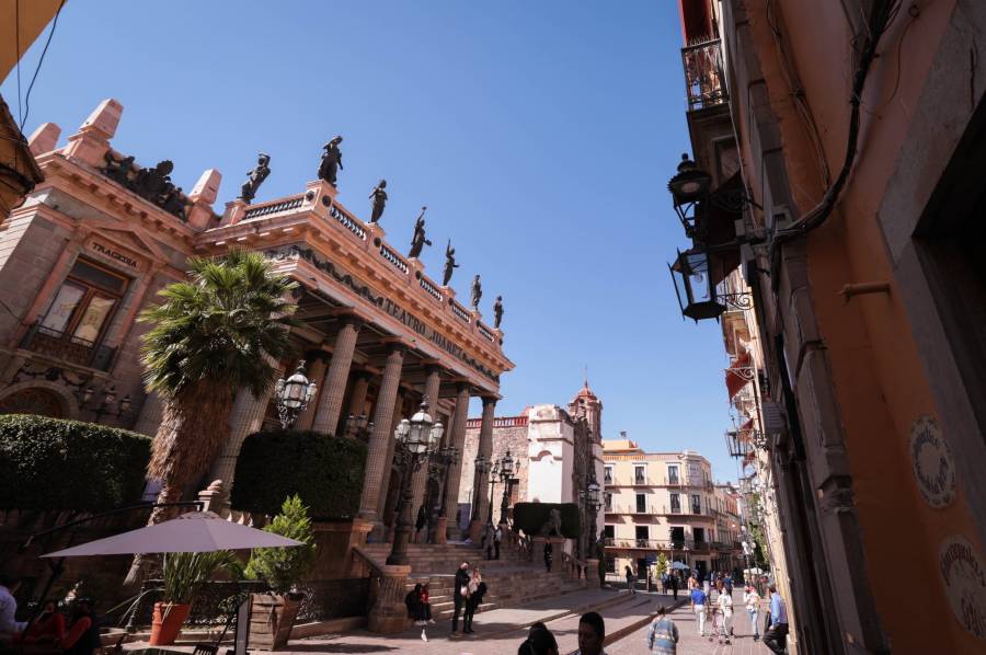 Presentan proyecto de rehabilitación del Teatro Juárez