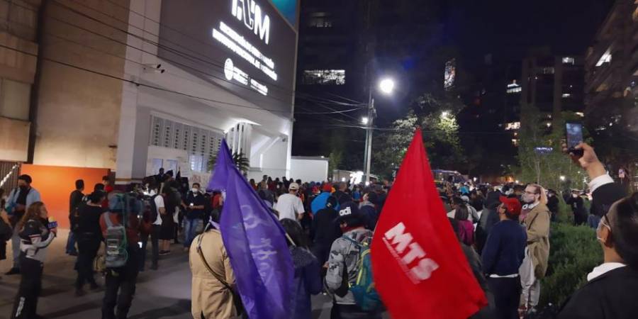 La Segob acuerda dar opción de residencia a migrantes de caravana