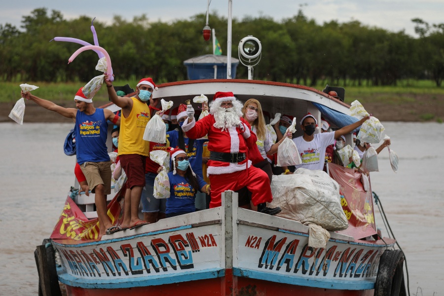 Santa hace su primera parada en el Amazonas