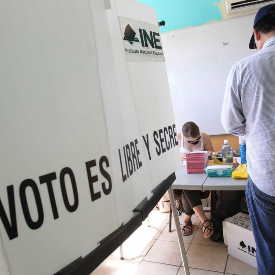 Gobernadores de la 4T rechazan argumentos del INE para aplazar la Revocación de Mandato