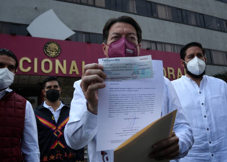 Morena va por juicio político contra consejeros electorales