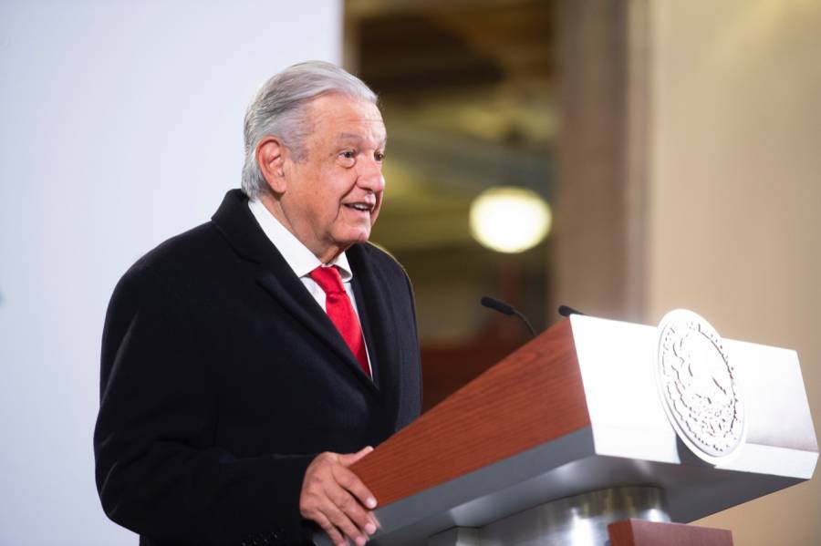 AMLO felicitó a Gabriel Boric por su triunfo en Chile