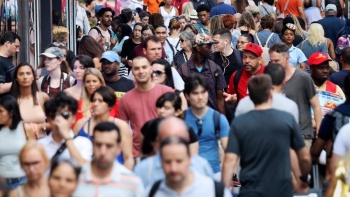 EEUU registra crecimiento demogr&aacute;fico m&aacute;s bajo por pandemia