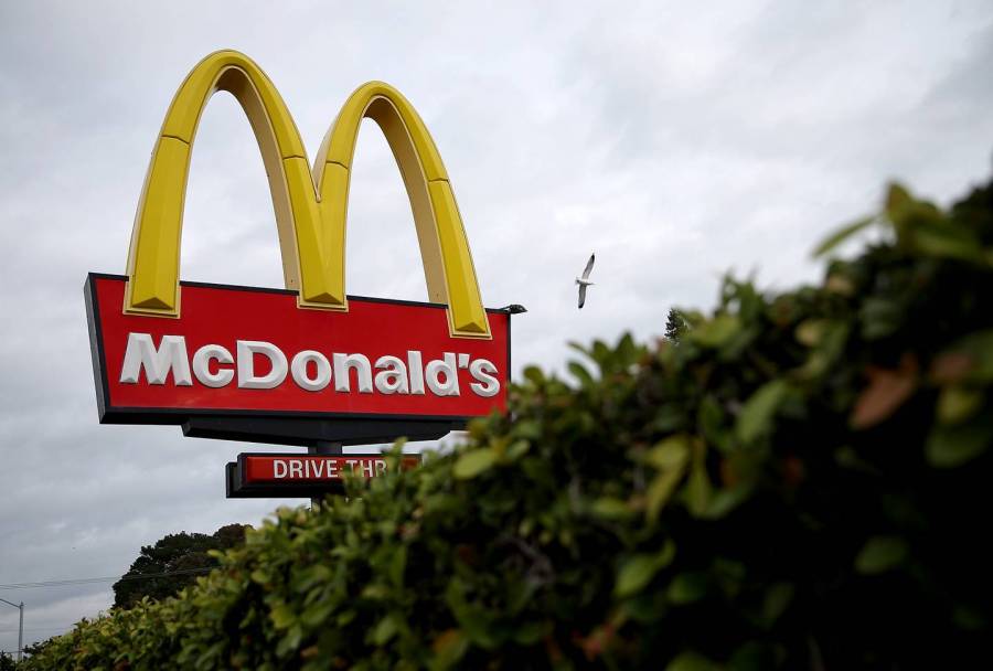 McDonald's en Jap&oacute;n raciona papas fritas por inundaciones y pandemia