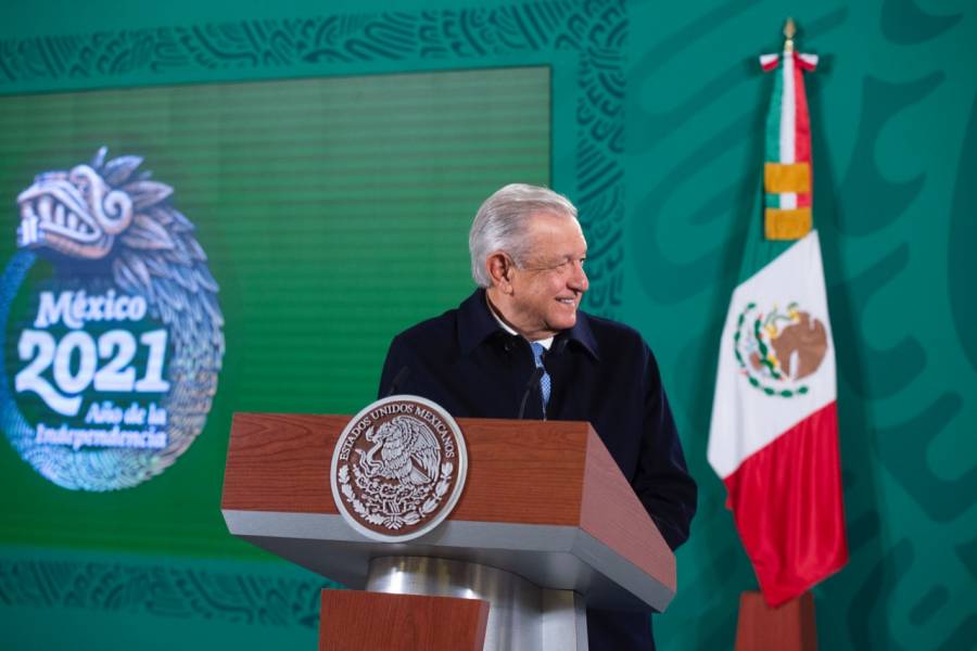 AMLO pide reunirse con cuidado ante Ómicron