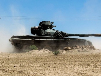 Ir&aacute;n afirma que desarroll&oacute; un sistema antimisiles para sus tanques