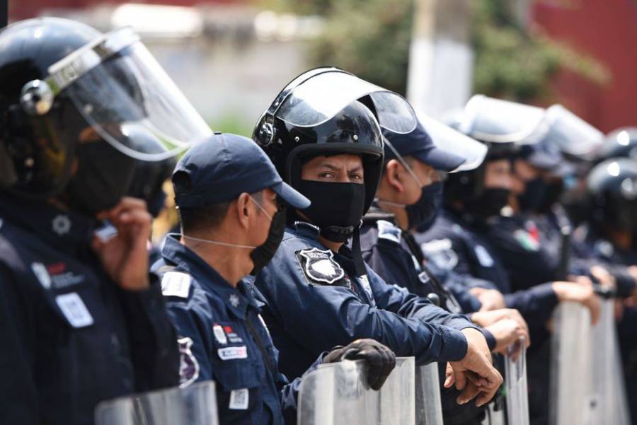 En Veracruz aprueban delito de ultrajes a la autoridad violando derechos