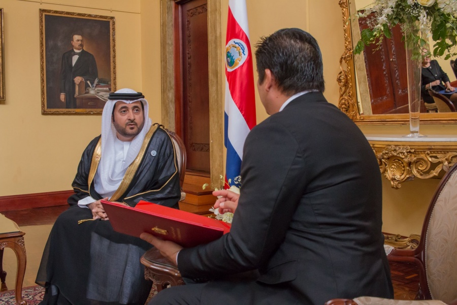 Costa Rica recibirá 2 mdd de Emiratos Árabes para atender emergencias