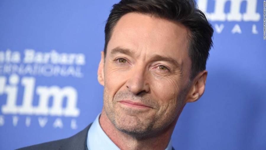 Hugh Jackman da positivo a COVID-19