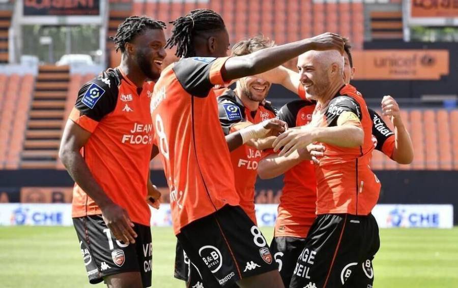 Cinco jugadores del Lorient dan positivo al Covid-19
