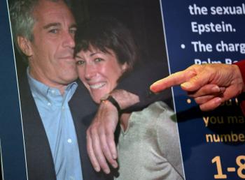 Ghislaine Maxwell, expareja de Jeffrey Epstein, declarada culpable por tr&aacute;fico de menores