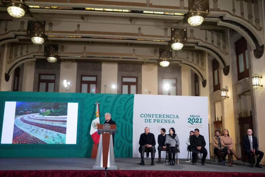 AMLO busca que Banxico contribuya con el crecimiento económico