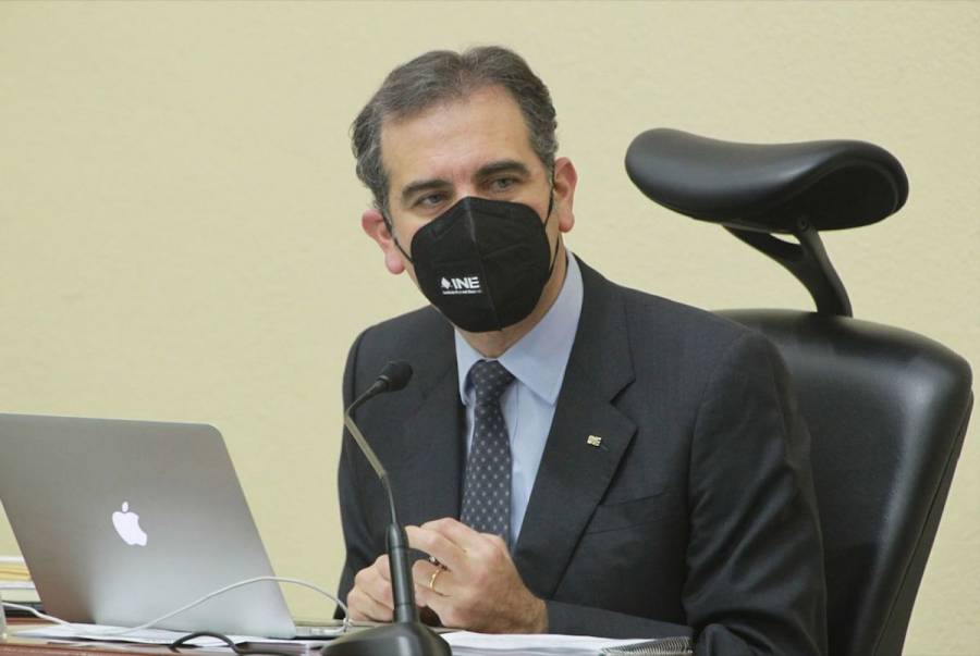 Lorenzo Córdova pide desestimar denuncias contra consejeros del INE