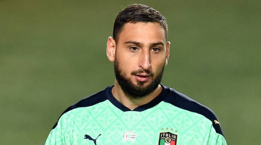 Gianluigi Donnarumma, guardameta del París SG dio positivo al Covid