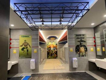 Ba&ntilde;os del AIFA decorados con Lucha Libre, D&iacute;a de Muertos y cosas mexicanas