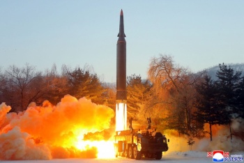 Corea del Norte asegura haber probado con &eacute;xito un misil hipers&oacute;nico