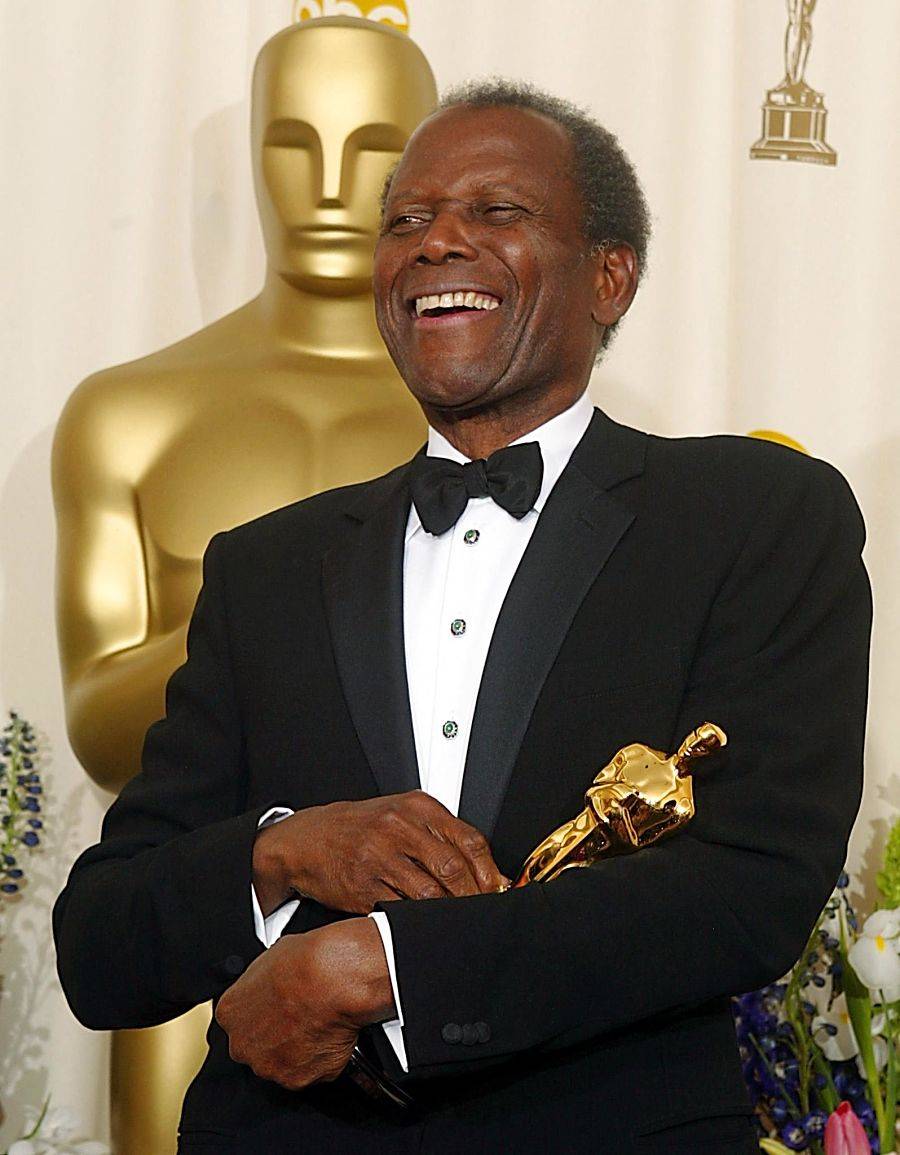 Muere Sidney Poitier, primer actor afroamericano en ganar el Oscar