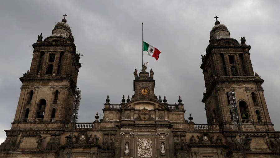 Iglesia de México pide a a feligreses a trabajar juntos para superar la nueva ola de Covid-19