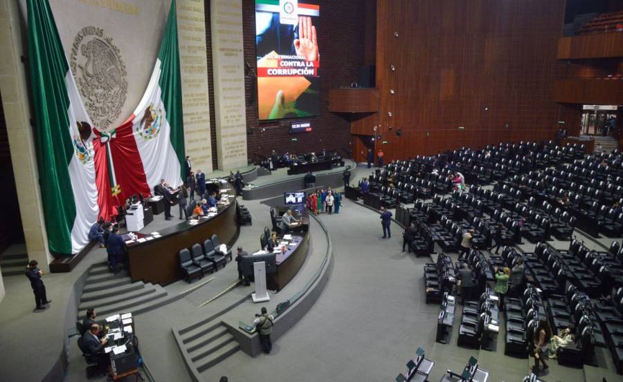 Dan 10 días al Congreso para corregir Ley General de Comunicación Social