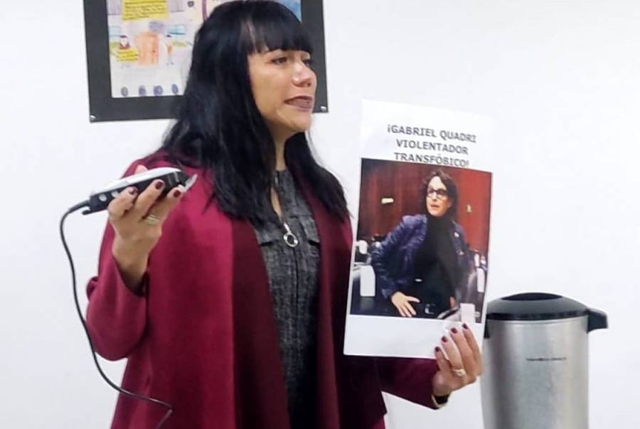 Salma Luévano se rapa en protesta por “discursos transfóbicos” de Gabriel Quadri