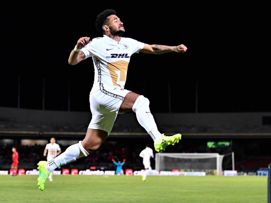 Pumas golea 5-0 al Toluca en su debut en el Clausura-2022