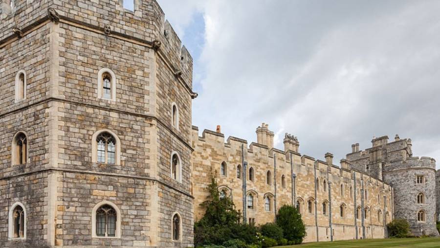 Limitan el espacio aéreo sobre el castillo de Windsor donde reside Isabel II