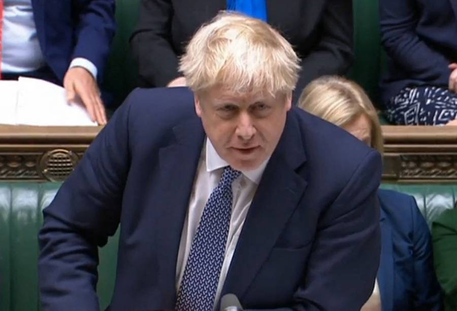 Boris Johnson admite que estuvo en fiesta durante confinamiento y ofrece disculpas