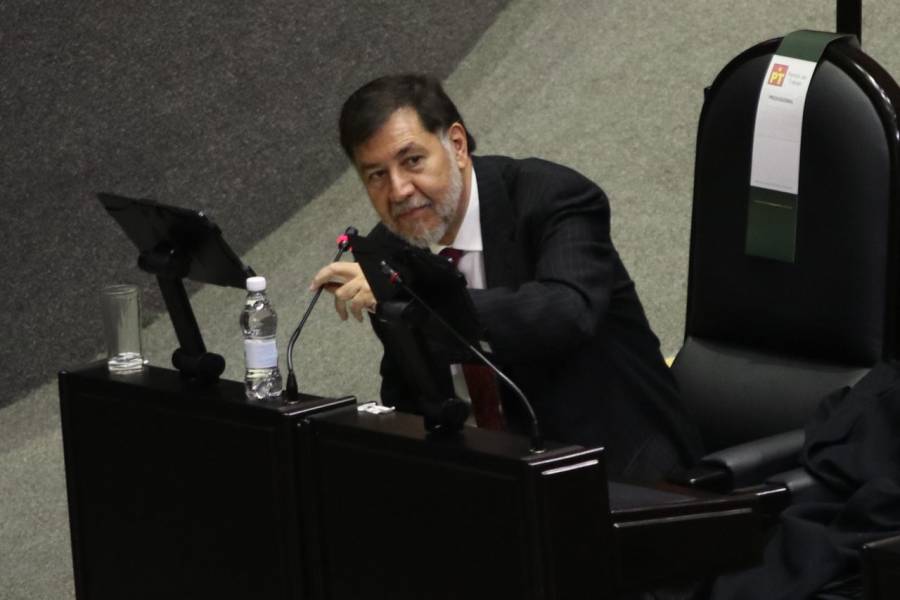 Autocorrector de Fernández Noroña confunde mensaje sobre “gente del Mencho”