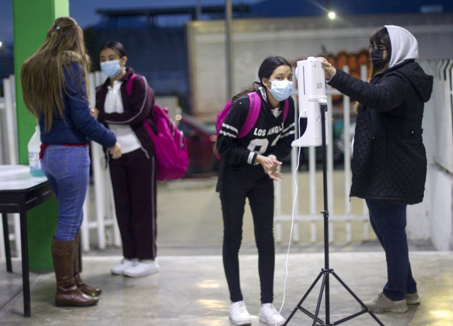 Diputada urge a replantear clases presenciales ante cuarta ola de covid
